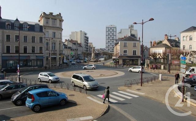 Appartement T3 à louer - 3 pièces - 64.26 m2 - CHATEAUROUX - 36 - CENTRE - Century 21 Adressimmo