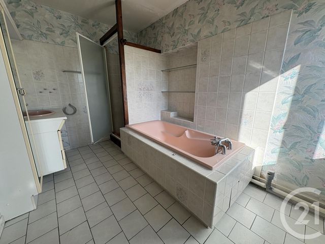 maison à vendre - 4 pièces - 81.58 m2 - CHATEAUROUX - 36 - CENTRE - Century 21 Adressimmo