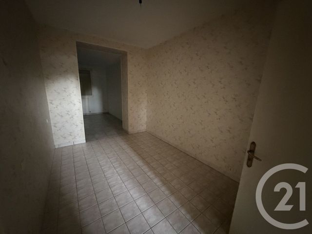 maison à louer - 4 pièces - 86.76 m2 - COINGS - 36 - CENTRE - Century 21 Adressimmo