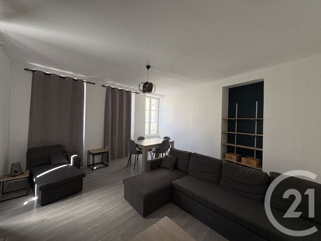 Appartement F2 à louer - 2 pièces - 51.95 m2 - CHATEAUROUX - 36 - CENTRE - Century 21 Adressimmo