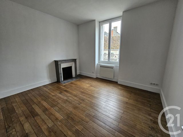 maison à louer - 4 pièces - 99.9 m2 - BUZANCAIS - 36 - CENTRE - Century 21 Adressimmo