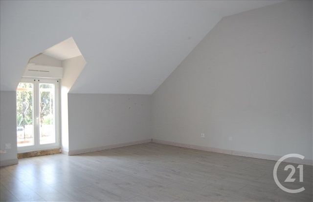 maison à louer - 5 pièces - 125.0 m2 - MONTIERCHAUME - 36 - CENTRE - Century 21 Adressimmo