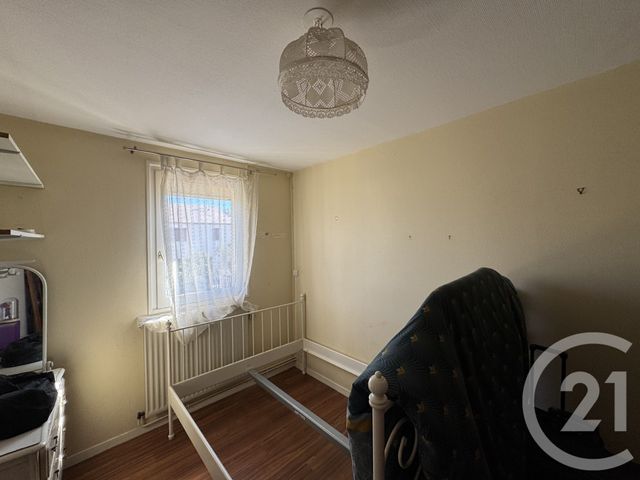 Appartement T4 à vendre - 4 pièces - 84.17 m2 - CHATEAUROUX - 36 - CENTRE - Century 21 Adressimmo