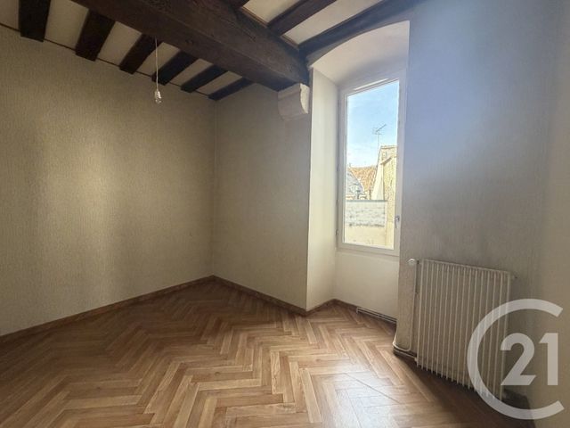 Appartement T3 à louer - 3 pièces - 70.0 m2 - CHATEAUROUX - 36 - CENTRE - Century 21 Adressimmo