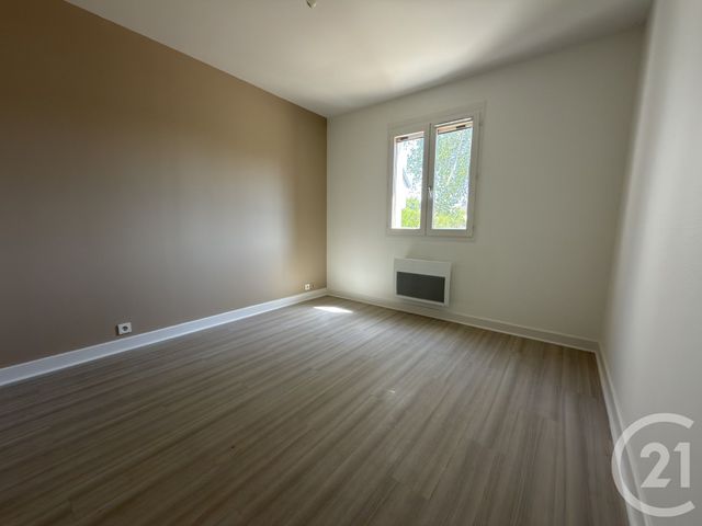 maison à vendre - 5 pièces - 113.59 m2 - LE POINCONNET - 36 - CENTRE - Century 21 Adressimmo