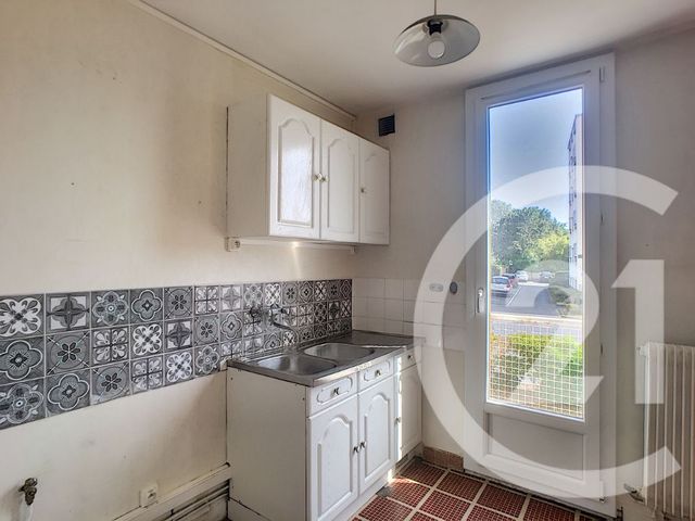 Appartement à louer - 2 pièces - 35.83 m2 - CHATEAUROUX - 36 - CENTRE - Century 21 Adressimmo