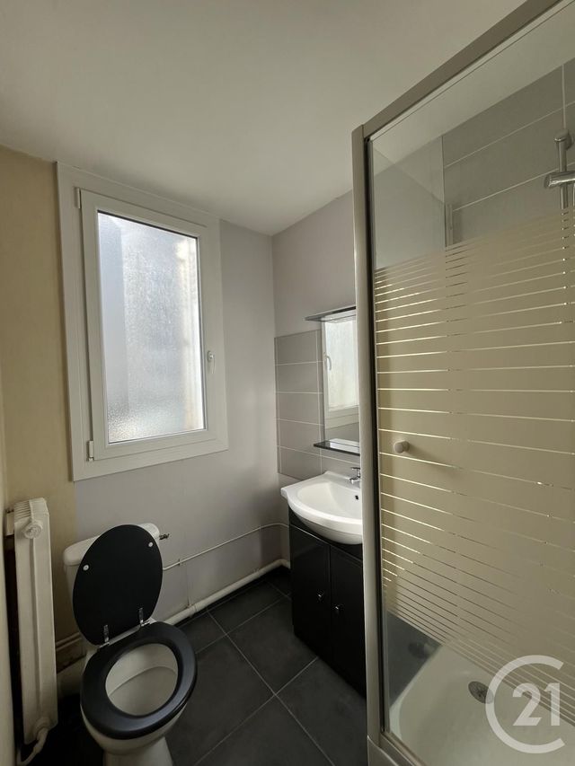 Appartement à louer - 2 pièces - 35.83 m2 - CHATEAUROUX - 36 - CENTRE - Century 21 Adressimmo