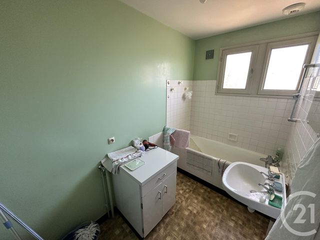 maison à vendre - 5 pièces - 87.0 m2 - CHATEAUROUX - 36 - CENTRE - Century 21 Adressimmo