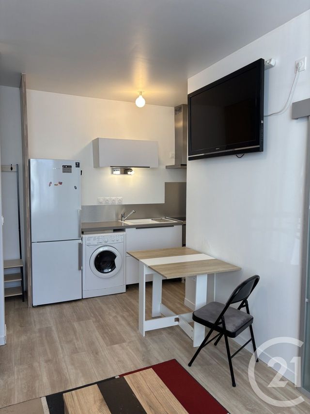 Appartement T1 à louer - 1 pièce - 21.45 m2 - CHATEAUROUX - 36 - CENTRE - Century 21 Adressimmo