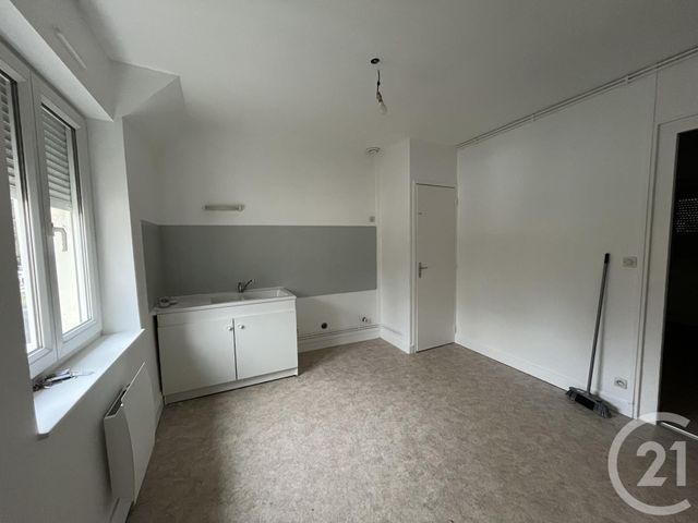 Appartement T3 à louer - 3 pièces - 45.0 m2 - ST MAUR - 36 - CENTRE - Century 21 Adressimmo