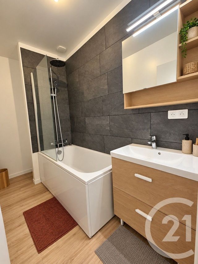 maison à louer - 3 pièces - 89.94 m2 - CHATEAUROUX - 36 - CENTRE - Century 21 Adressimmo