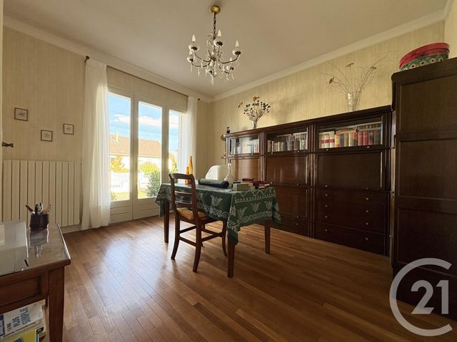 maison à vendre - 6 pièces - 125.96 m2 - CHATEAUROUX - 36 - CENTRE - Century 21 Adressimmo