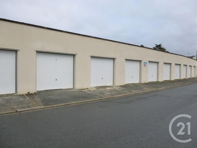 parking à louer - 1.0 m2 - CHATEAUROUX - 36 - CENTRE - Century 21 Adressimmo