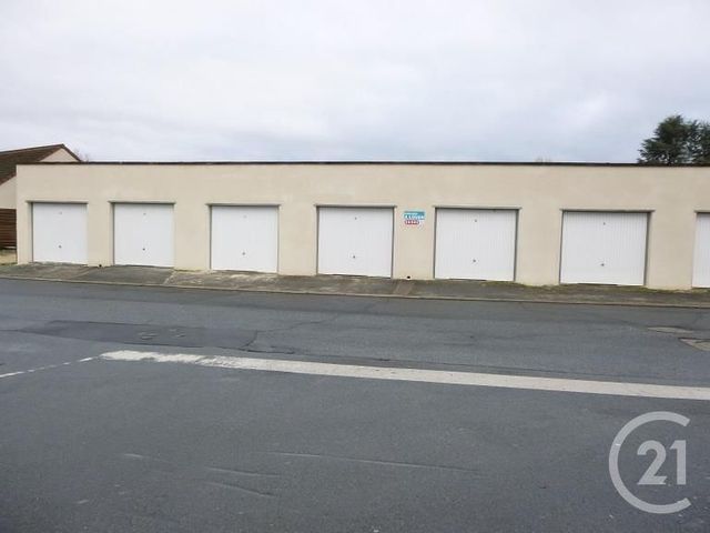 parking à louer - 1.0 m2 - CHATEAUROUX - 36 - CENTRE - Century 21 Adressimmo