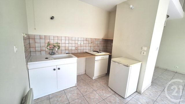 Appartement T2 à louer - 2 pièces - 37.49 m2 - CHATEAUROUX - 36 - CENTRE - Century 21 Adressimmo