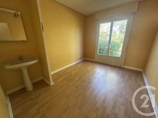 maison à vendre - 5 pièces - 100.68 m2 - LE POINCONNET - 36 - CENTRE - Century 21 Adressimmo