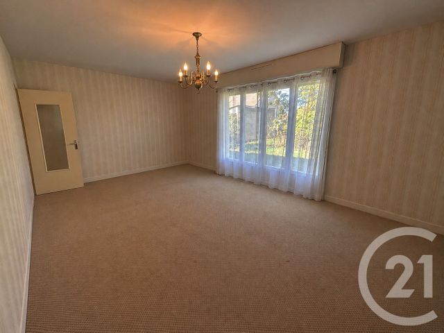maison à vendre - 5 pièces - 100.68 m2 - LE POINCONNET - 36 - CENTRE - Century 21 Adressimmo
