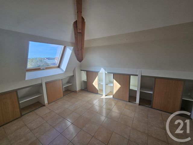 Appartement T2 à louer - 2 pièces - 46.0 m2 - CHATEAUROUX - 36 - CENTRE - Century 21 Adressimmo