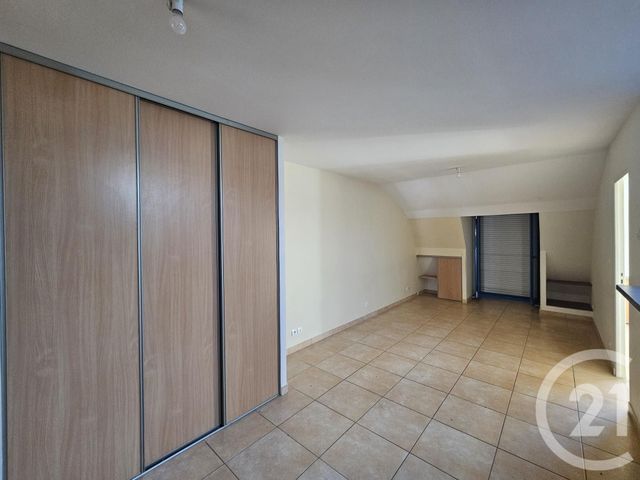 Appartement T2 à louer - 2 pièces - 46.0 m2 - CHATEAUROUX - 36 - CENTRE - Century 21 Adressimmo