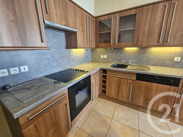 Appartement T3 à louer - 3 pièces - 87.6 m2 - CHATEAUROUX - 36 - CENTRE - Century 21 Adressimmo