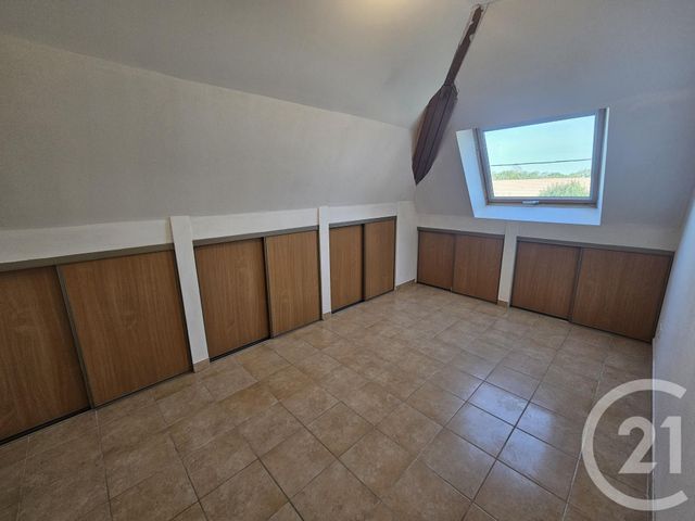 Appartement T3 à louer - 3 pièces - 87.6 m2 - CHATEAUROUX - 36 - CENTRE - Century 21 Adressimmo