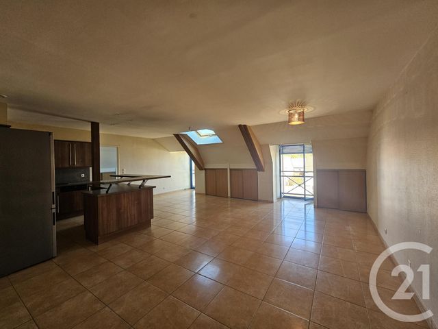 Appartement T3 à louer - 3 pièces - 87.6 m2 - CHATEAUROUX - 36 - CENTRE - Century 21 Adressimmo