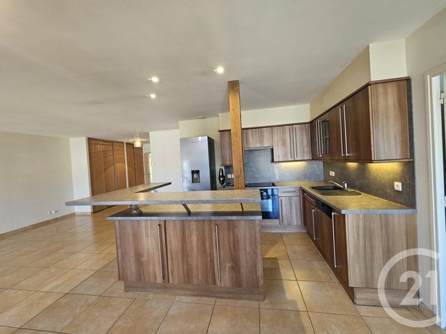 Appartement T3 à louer - 3 pièces - 87.6 m2 - CHATEAUROUX - 36 - CENTRE - Century 21 Adressimmo