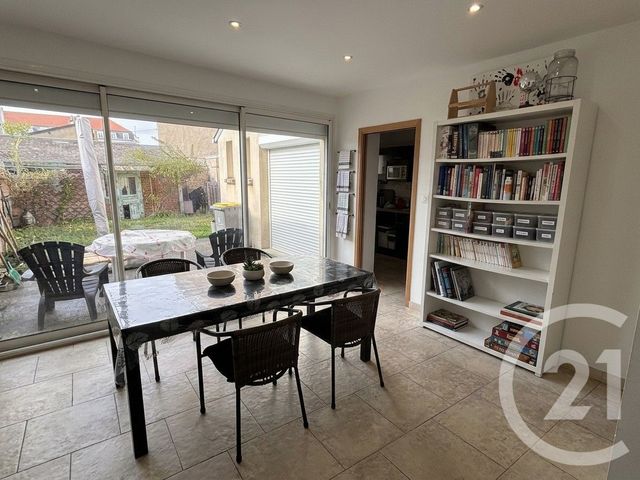 maison à louer - 5 pièces - 117.94 m2 - CHATEAUROUX - 36 - CENTRE - Century 21 Adressimmo
