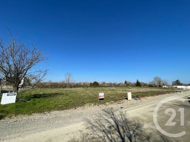 terrain à vendre - 737.0 m2 - LA CHATRE - 36 - CENTRE - Century 21 Adressimmo