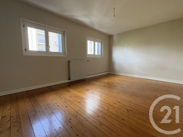 maison à vendre - 6 pièces - 153.86 m2 - CHATEAUROUX - 36 - CENTRE - Century 21 Adressimmo