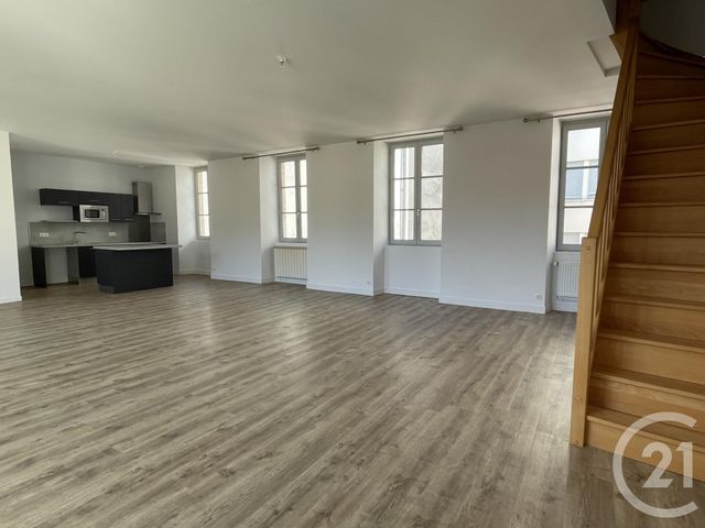 Appartement F4 à vendre - 4 pièces - 133.0 m2 - CHATEAUROUX - 36 - CENTRE - Century 21 Adressimmo