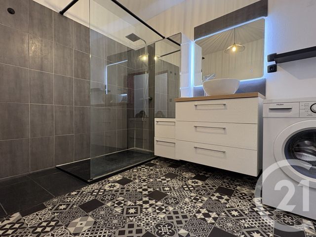 Appartement T3 à vendre - 3 pièces - 66.0 m2 - CHATEAUROUX - 36 - CENTRE - Century 21 Adressimmo