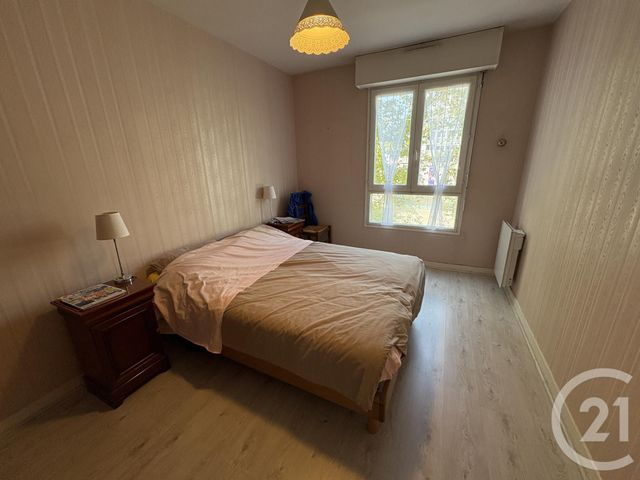 Appartement T2 à vendre - 3 pièces - 69.71 m2 - CHATEAUROUX - 36 - CENTRE - Century 21 Adressimmo