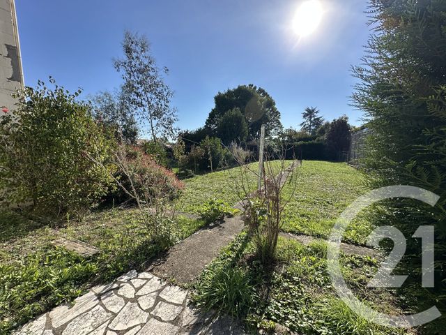 maison à vendre - 5 pièces - 101.85 m2 - CHATEAUROUX - 36 - CENTRE - Century 21 Adressimmo