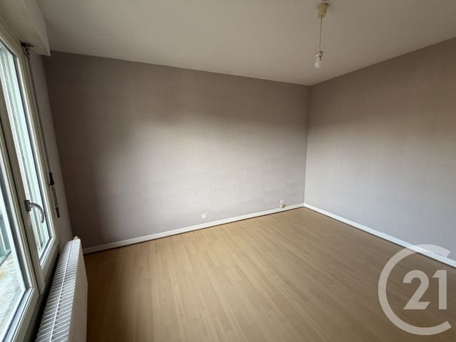 Appartement T3 à louer - 3 pièces - 61.85 m2 - CHATEAUROUX - 36 - CENTRE - Century 21 Adressimmo