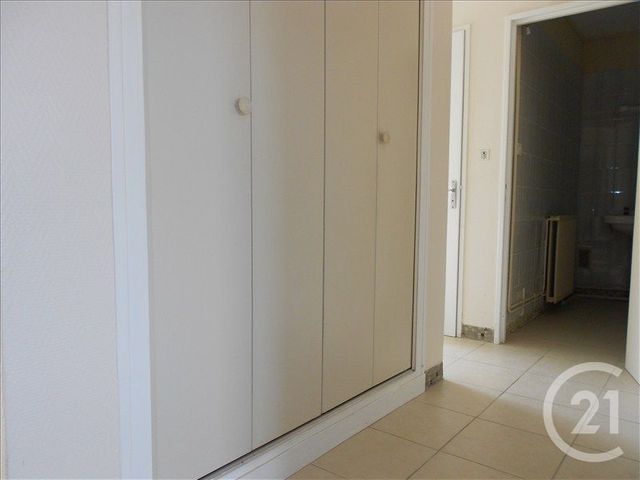 Appartement à louer - 3 pièces - 59.0 m2 - CHATEAUROUX - 36 - CENTRE - Century 21 Adressimmo