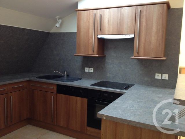 Appartement T2 à louer - 2 pièces - 49.0 m2 - CHATEAUROUX - 36 - CENTRE - Century 21 Adressimmo