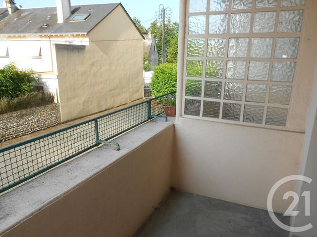 Appartement T2 à louer - 2 pièces - 42.33 m2 - CHATEAUROUX - 36 - CENTRE - Century 21 Adressimmo