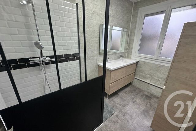 maison à vendre - 4 pièces - 106.36 m2 - CHATEAUROUX - 36 - CENTRE - Century 21 Adressimmo