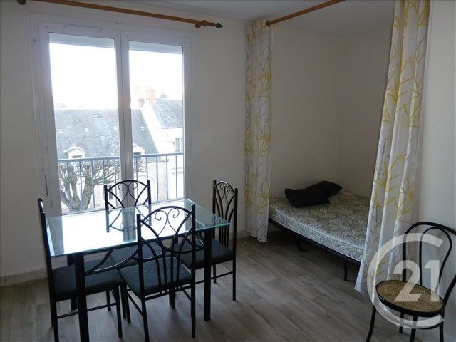 Appartement T1 à louer - 1 pièce - 28.88 m2 - CHATEAUROUX - 36 - CENTRE - Century 21 Adressimmo