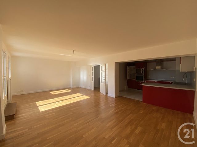 Appartement T3 à vendre - 3 pièces - 90.8 m2 - CHATEAUROUX - 36 - CENTRE - Century 21 Adressimmo