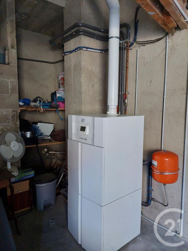 maison à vendre - 5 pièces - 92.0 m2 - VILLEDIEU SUR INDRE - 36 - CENTRE - Century 21 Adressimmo