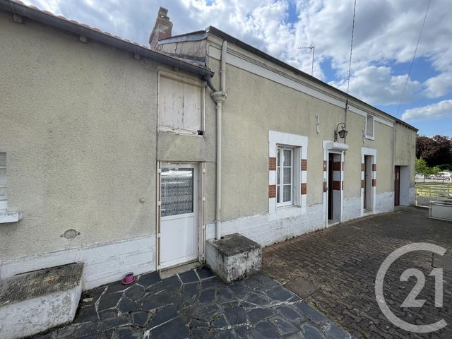 maison à vendre - 3 pièces - 79.84 m2 - CHATEAUROUX - 36 - CENTRE - Century 21 Adressimmo