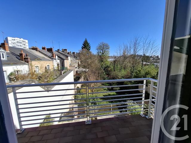 maison à vendre - 8 pièces - 203.15 m2 - CHATEAUROUX - 36 - CENTRE - Century 21 Adressimmo