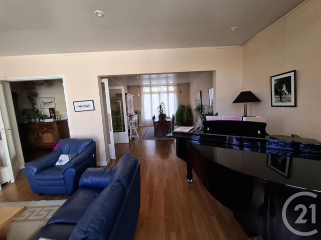 maison à vendre - 8 pièces - 203.15 m2 - CHATEAUROUX - 36 - CENTRE - Century 21 Adressimmo