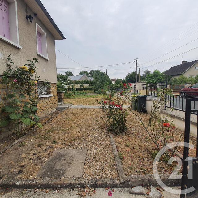 maison à vendre - 4 pièces - 72.0 m2 - PELLEVOISIN - 36 - CENTRE - Century 21 Adressimmo