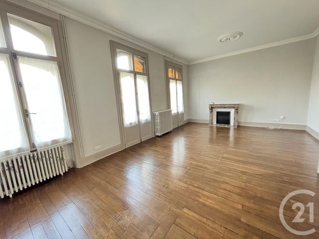 Appartement T3 à louer - 3 pièces - 92.0 m2 - CHATEAUROUX - 36 - CENTRE - Century 21 Adressimmo