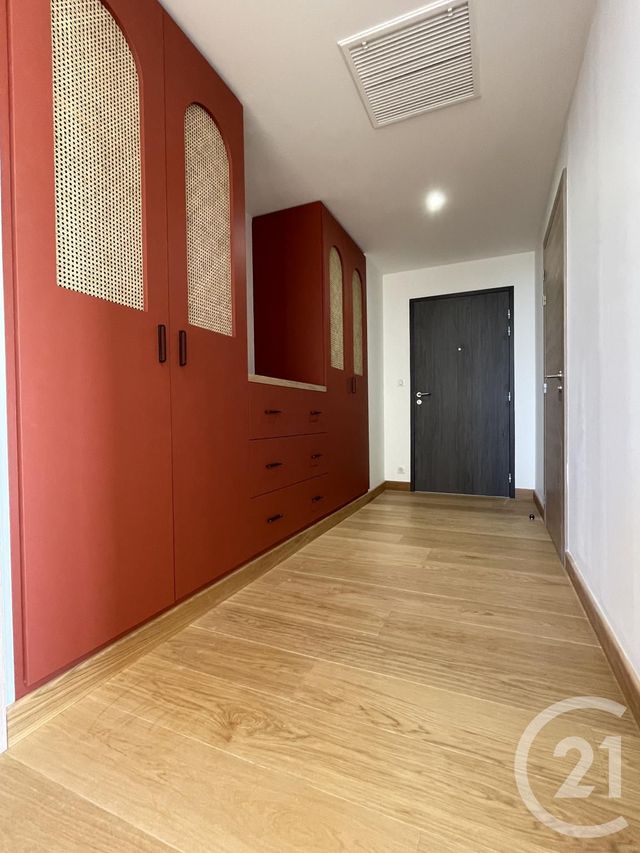 Appartement T4 à vendre - 4 pièces - 159.6 m2 - CHATEAUROUX - 36 - CENTRE - Century 21 Adressimmo