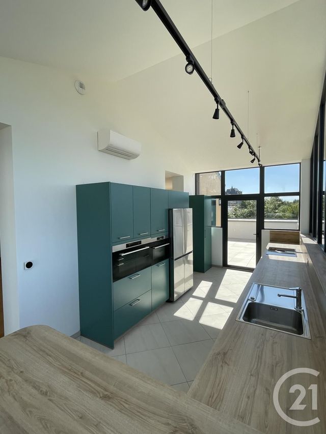 Appartement T4 à vendre - 4 pièces - 159.6 m2 - CHATEAUROUX - 36 - CENTRE - Century 21 Adressimmo