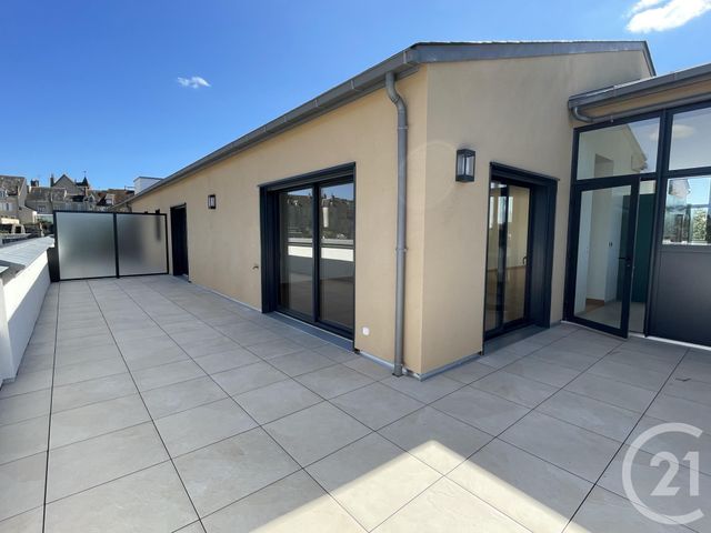 Appartement T4 à vendre - 4 pièces - 159.6 m2 - CHATEAUROUX - 36 - CENTRE - Century 21 Adressimmo